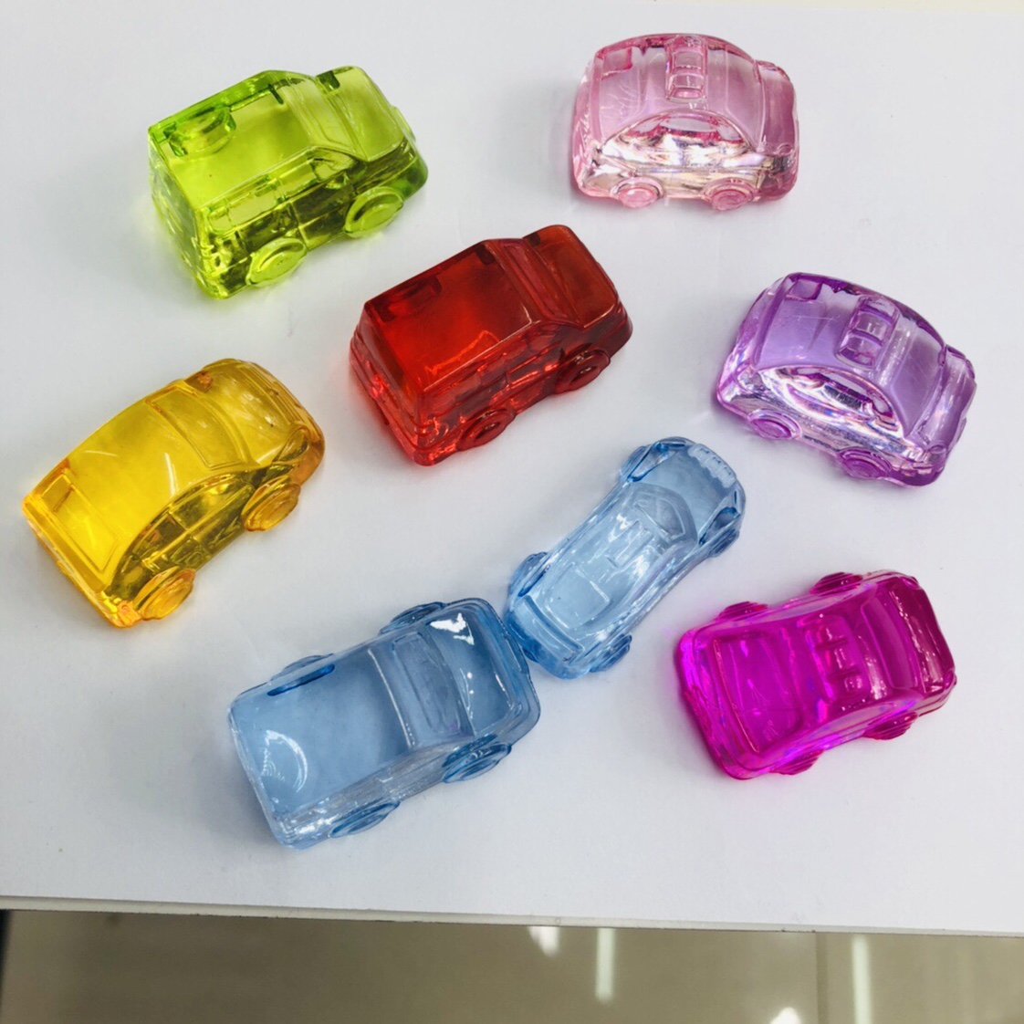 The manufacturer directly sells the acrylic car excavator to push the children toy car thumbnail