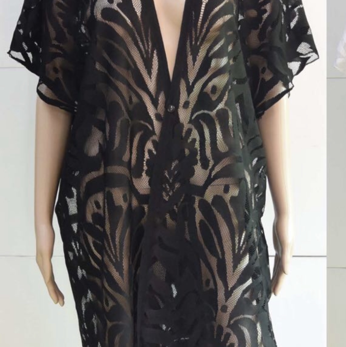 Outdoor beach, shawl