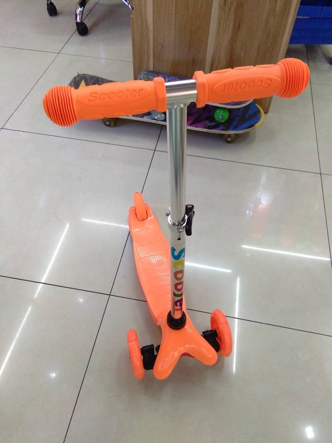 Factory direct sales of children's scooters: 3-6-11-year-old Migo scooters, single-leg sliding scooters for boys and girls