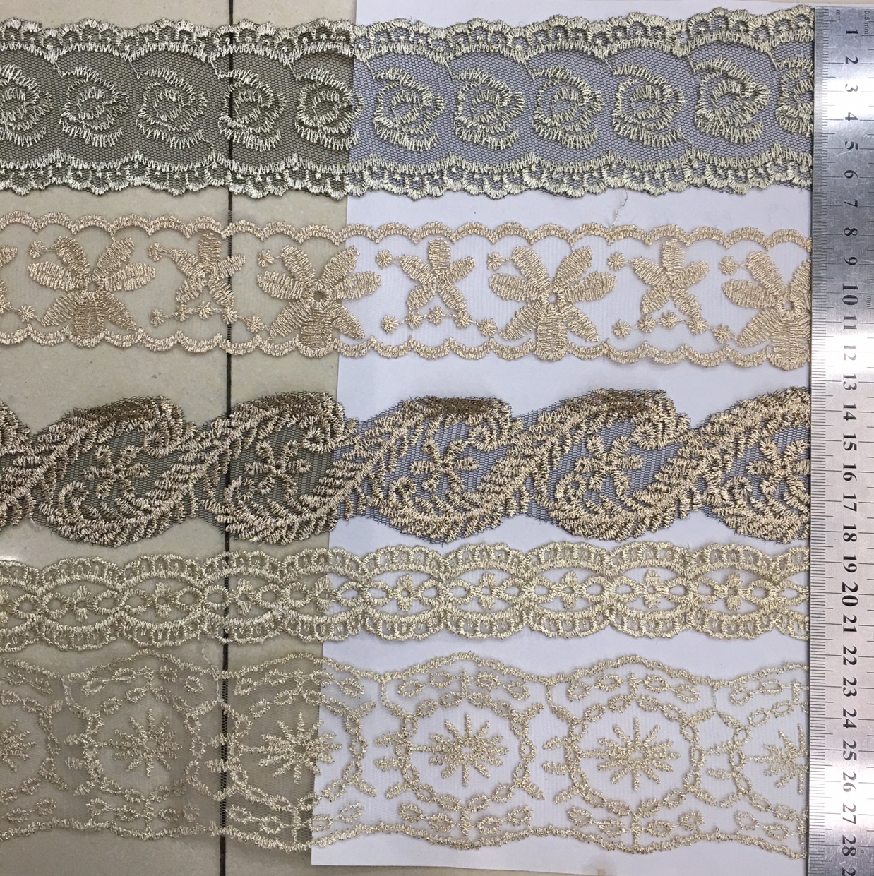 التطريز بشباك الجيب باستخدام خيوط نقدية مباشرة من المصنعين Item Picture