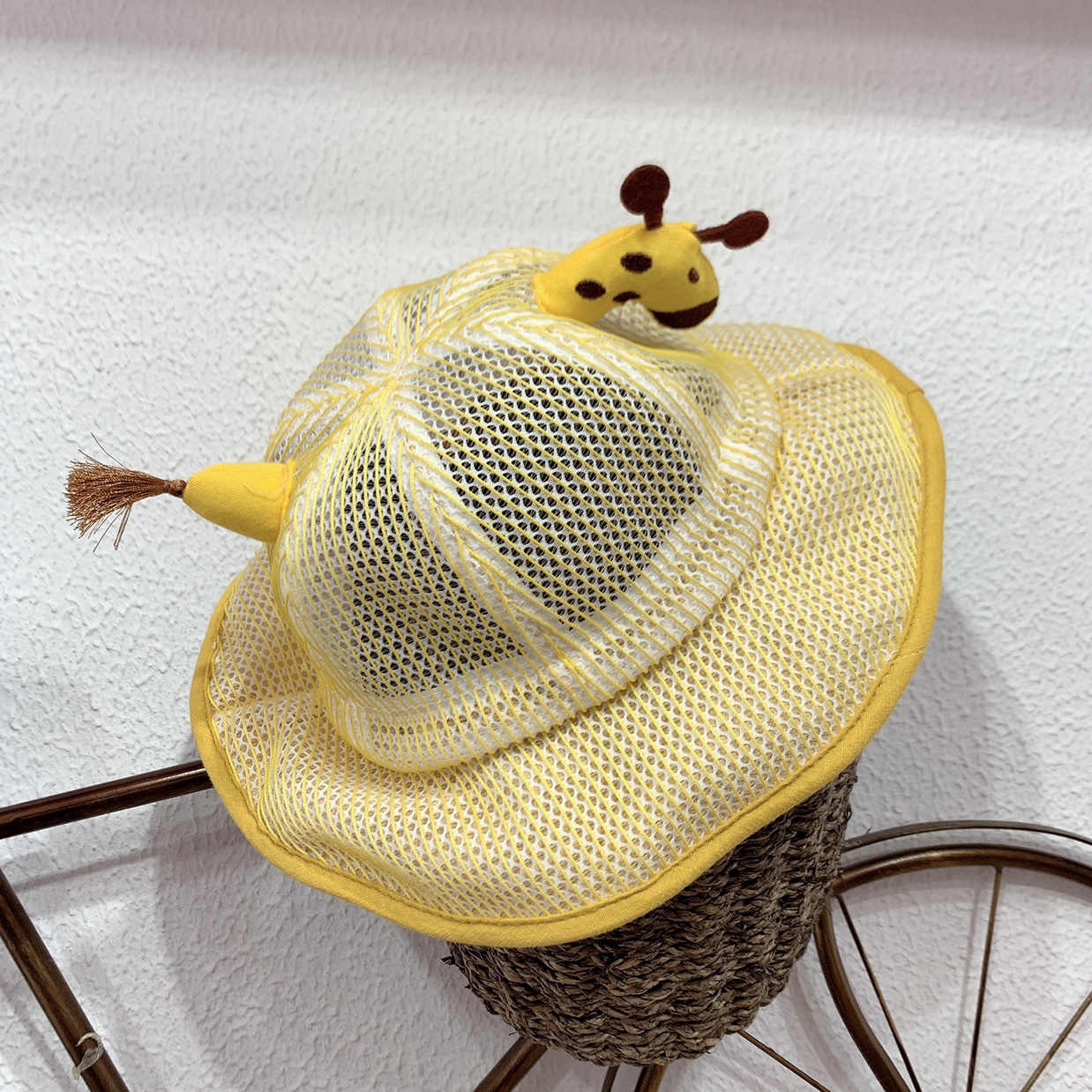 Deer Net Hat details Picture
