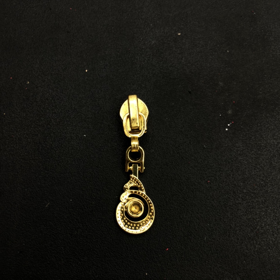 拉链头/拉片/塑料拉头/拉链拉片/针头拉头产品图