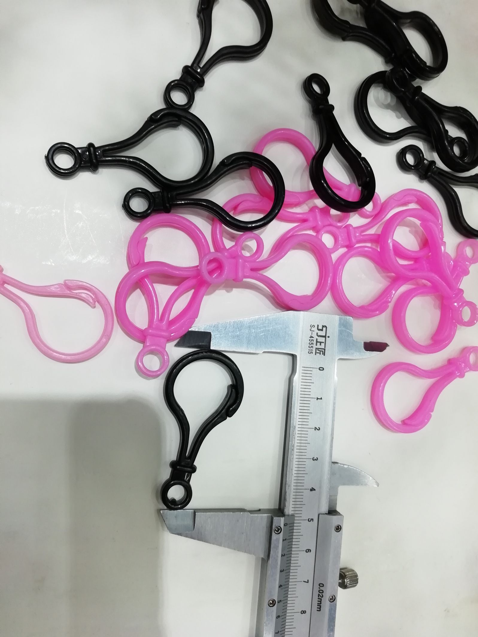 现货供应彩色灯泡扣细节图