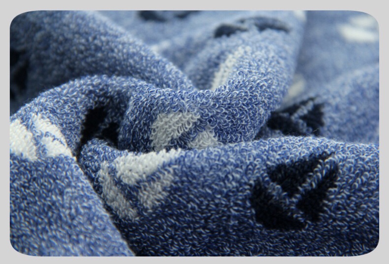 Small sailboat towel Specification image