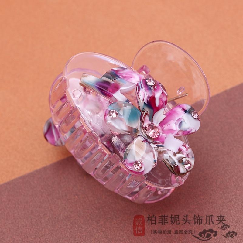 Korean-style flower hair clips, back of the head, women's medium-sized hair clips, headwear, popular top clips, broken hair clips, hair clips Application Scenario