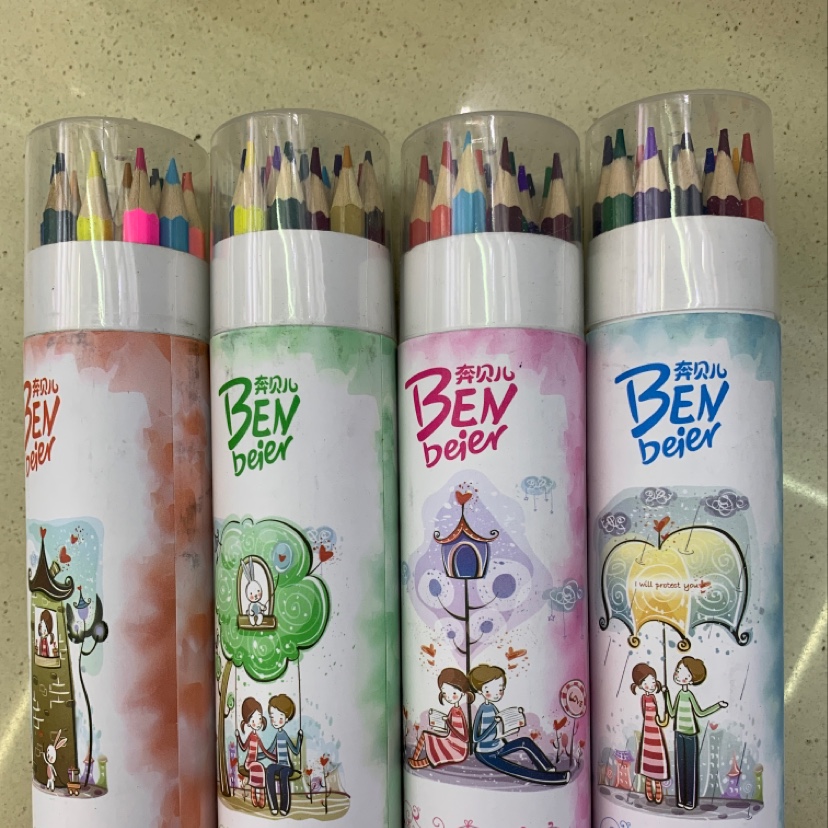 奔贝儿 18色彩色铅笔情侣产品图