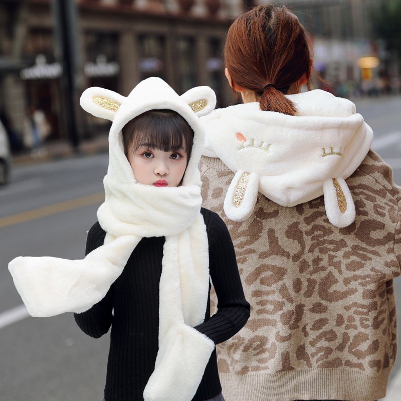 The hat girl is sweet and cute in autumn and winter. The winter plush scarf is a one-piece Korean-style ear-protecting and warm glove set is trendy