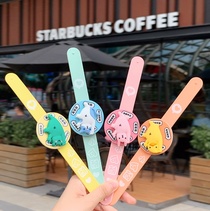 Turn the circle of lovemaking, little animals cute wheel