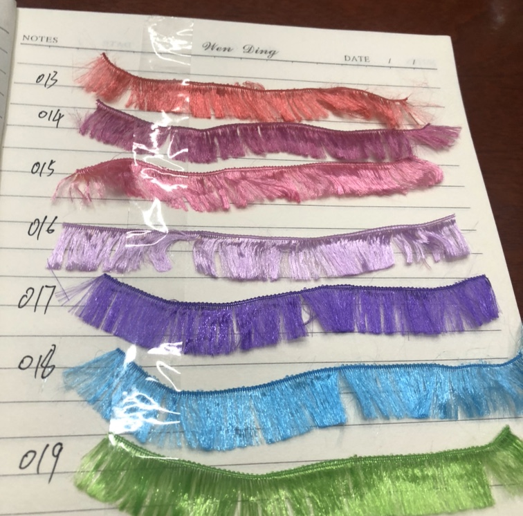 Feather yarn undefined