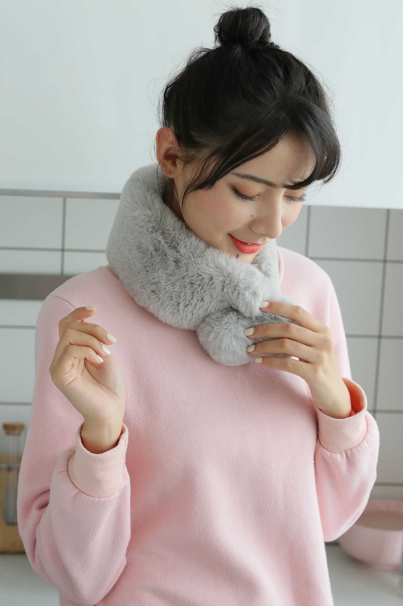 Cute fashion warm scarf scarf scarf scarf plush cold protection full figure