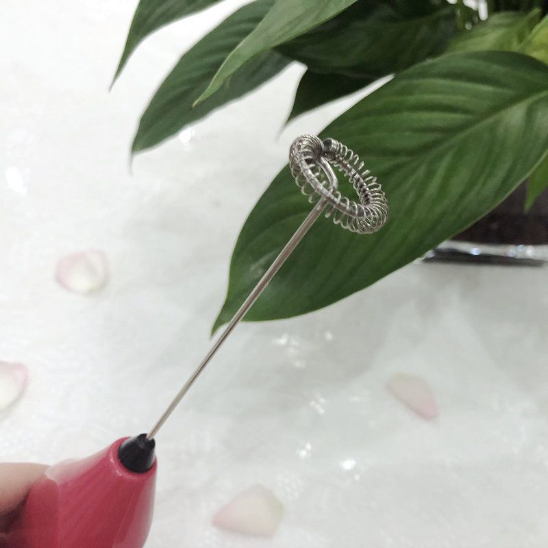 新款手持电动打蛋器 电动咖啡搅拌器 厨房小工具家用打奶器详情图3