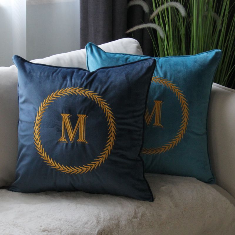 抱枕/抱枕批发/汽车头枕/车载抱枕被/枕芯产品图