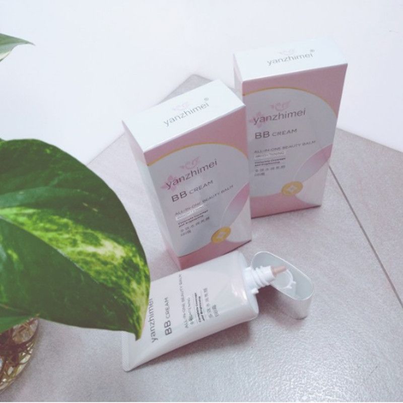 Color beauty multi-effect Moisturizing and brightening color BB Cream natural water feeling uniform and bright details Picture