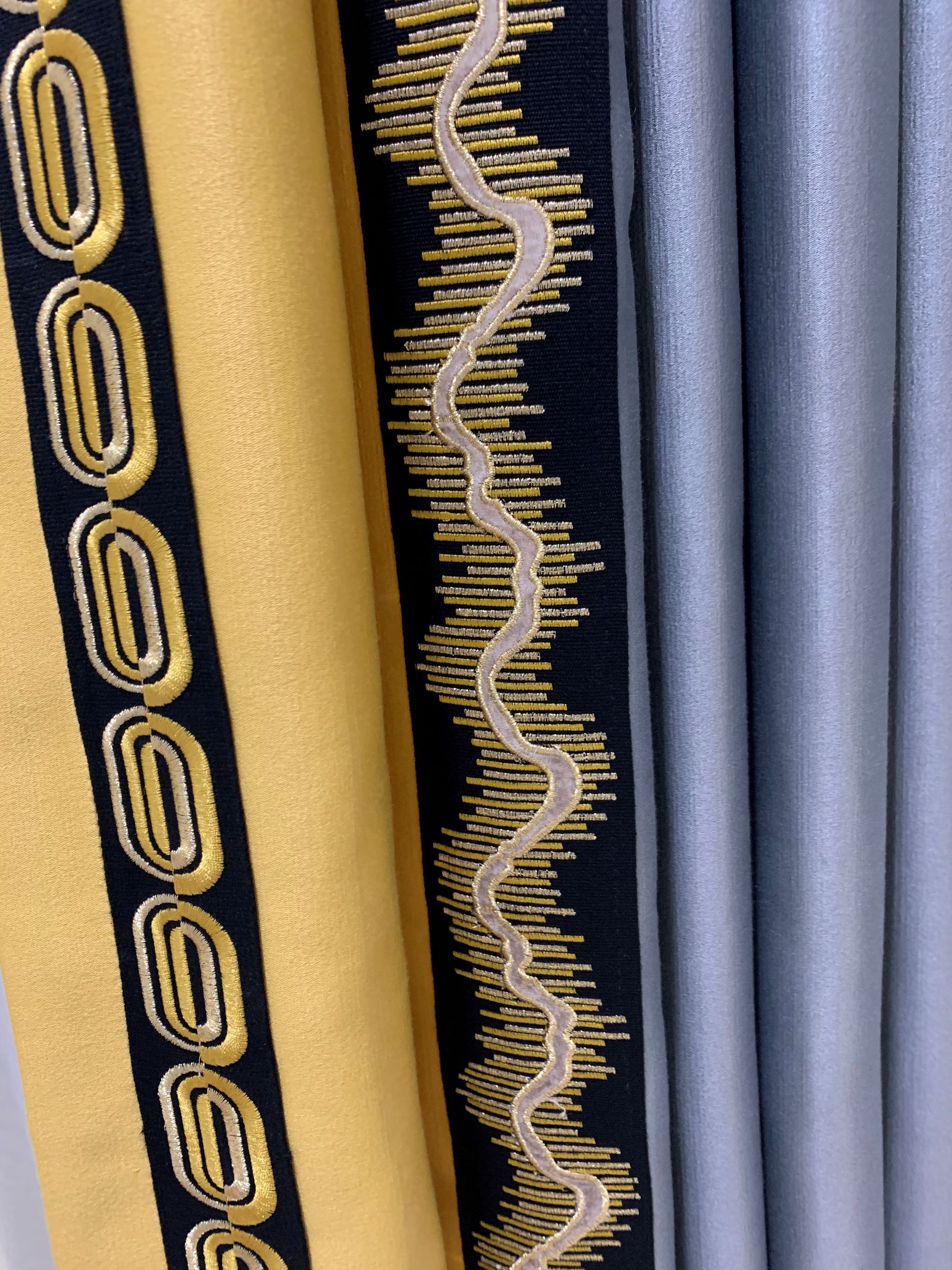 Nordic simple and modern curtain finished products, bedroom, living room, floor-to-ceiling window and bay window full shading and sunshade fabric detail image 6