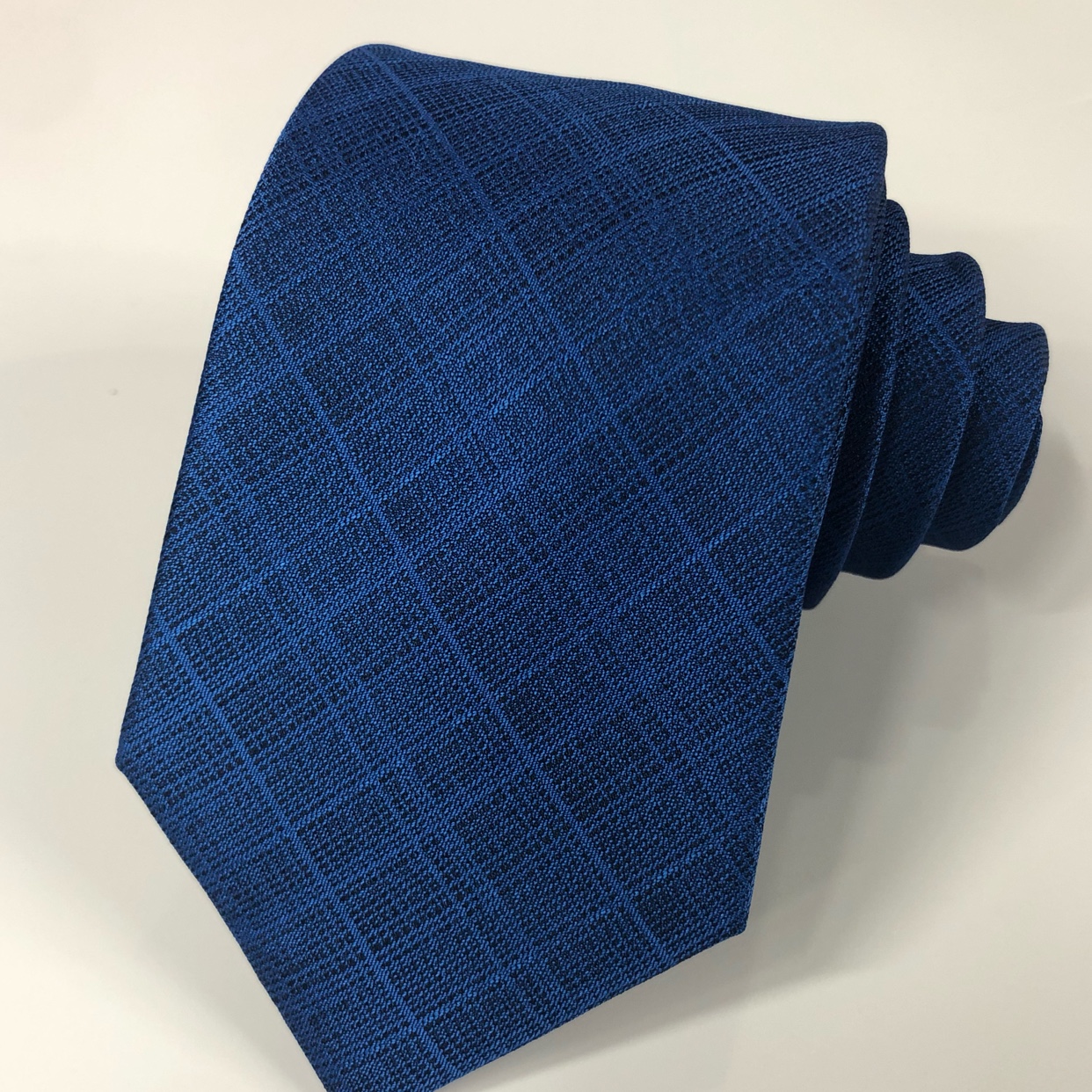 7CM新款蓝色男士领带涤纶领带适用于正装上班族的人群详情图6