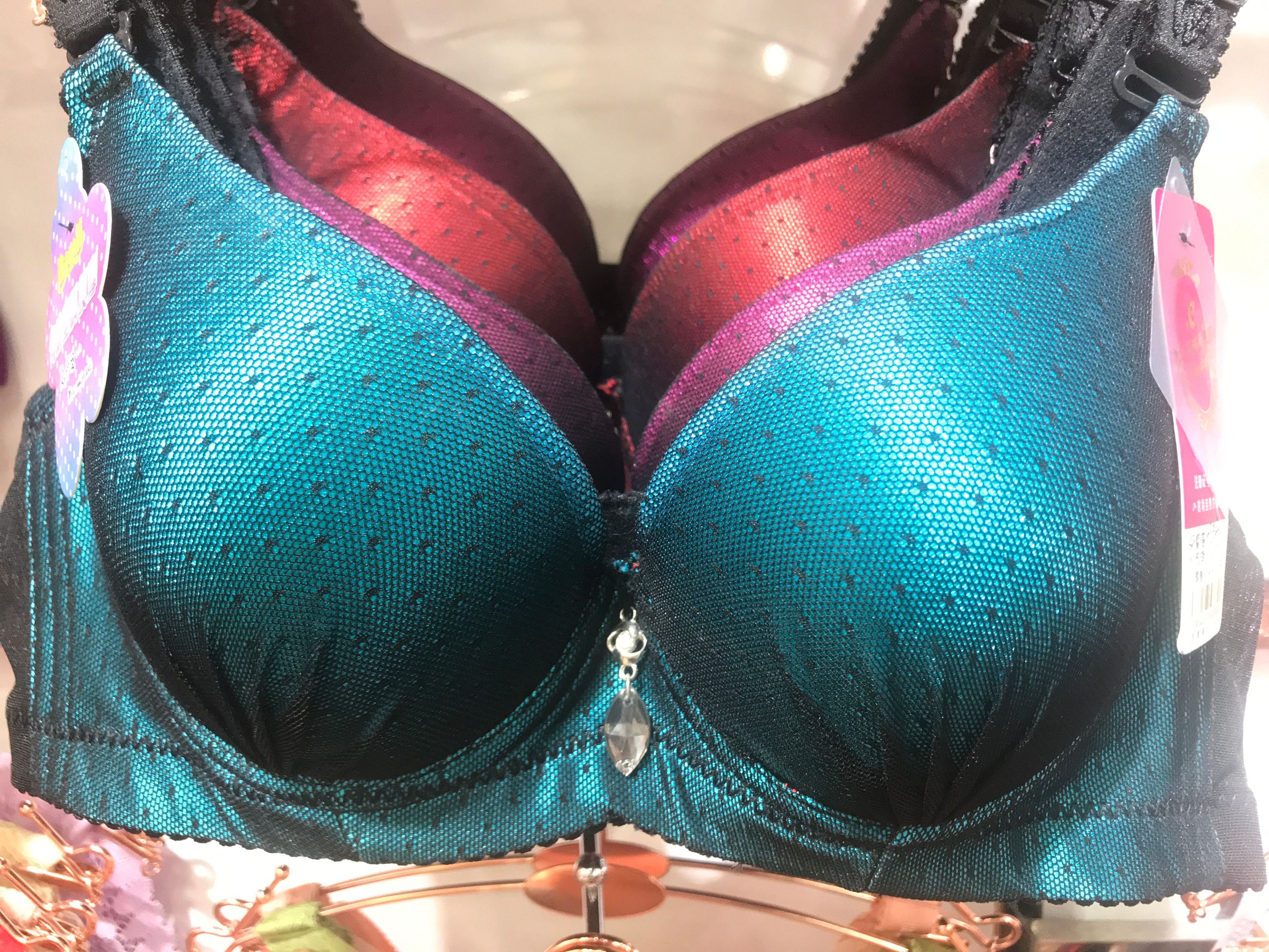 High-End Laser Sexy Bra Thick Mold Cup Luxury Color Bra Inside Cloth Printing Foreign Trade Clearance Processing