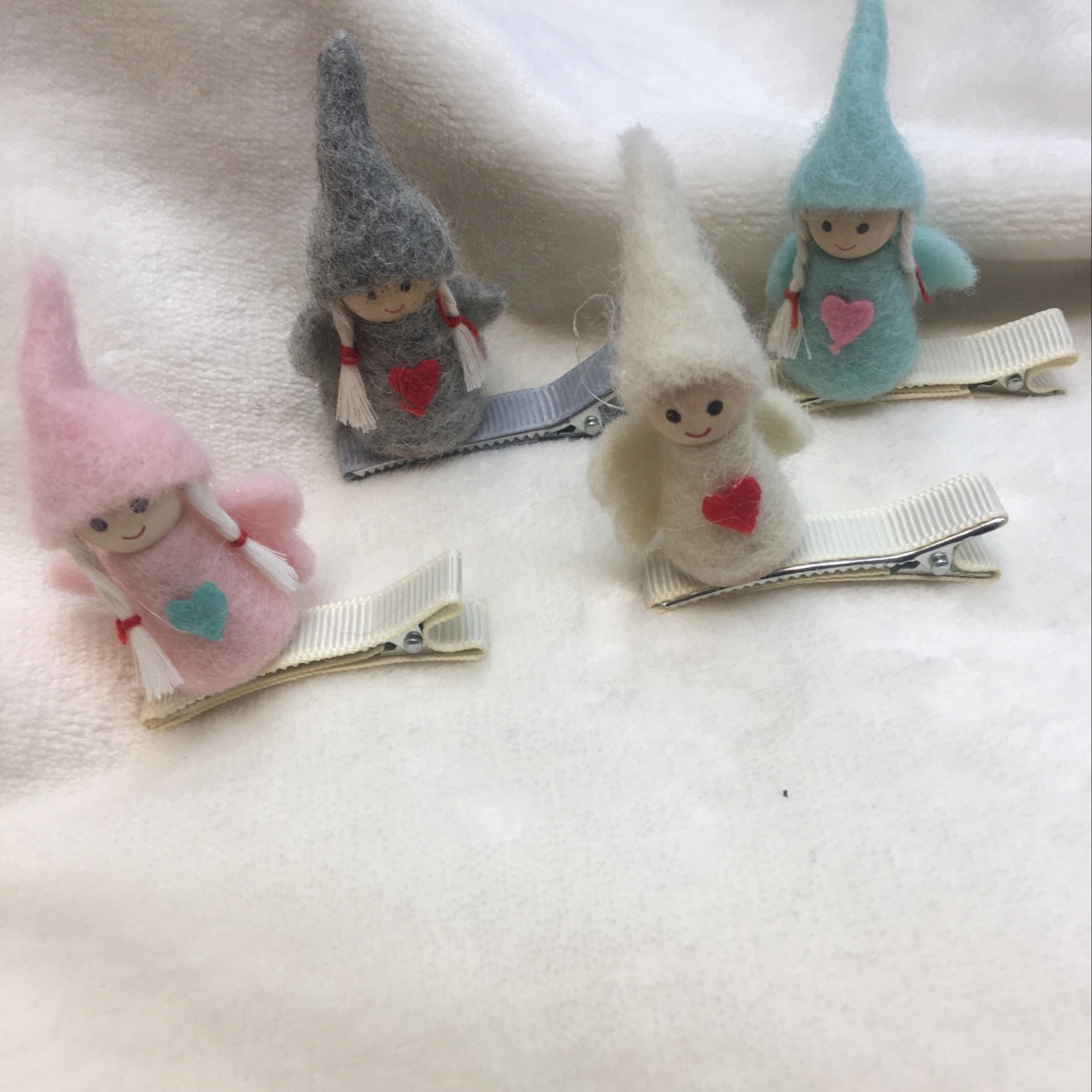 Cartoon character hairpins thumbnail