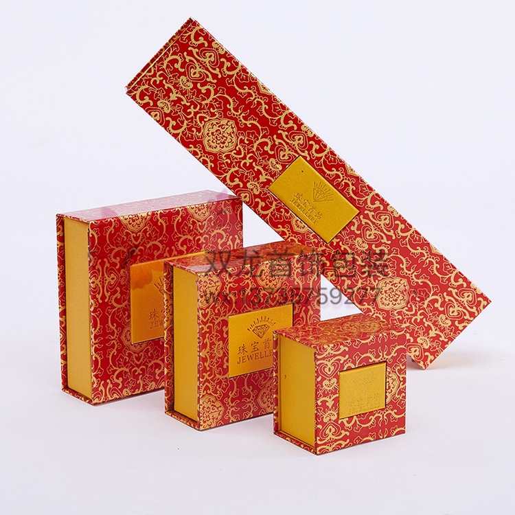 قلادة ذهبية Item Picture