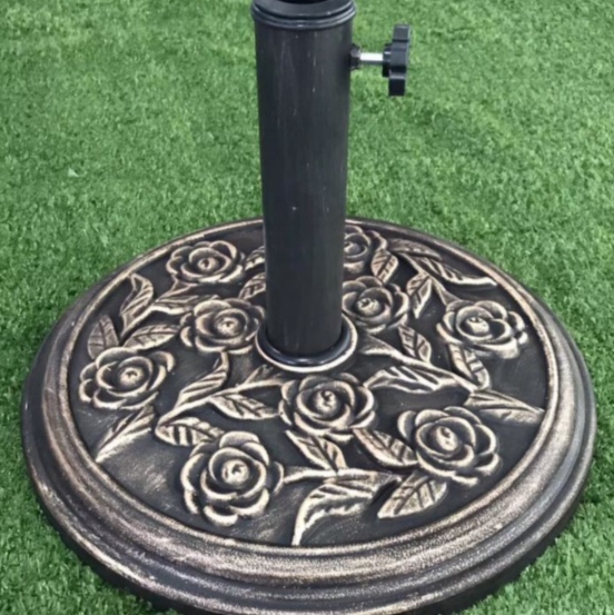 Resin seat for sunshade umbrella