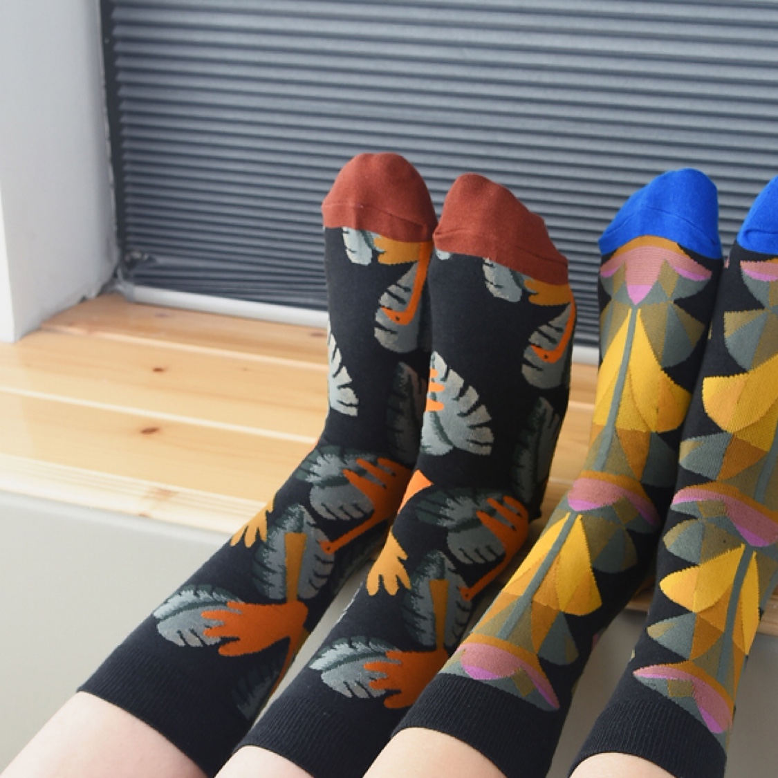 MOXIAO's new French art series Morandi color artistic women's mid-calf socks undefined