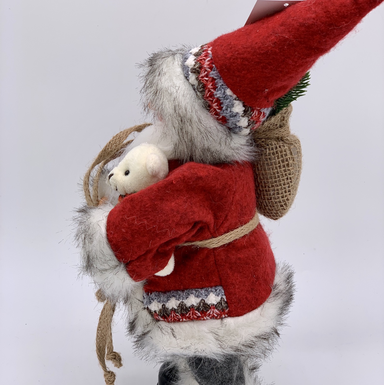 A 30-centimeter luxury beard-hugging Santa Claus Application Scenario