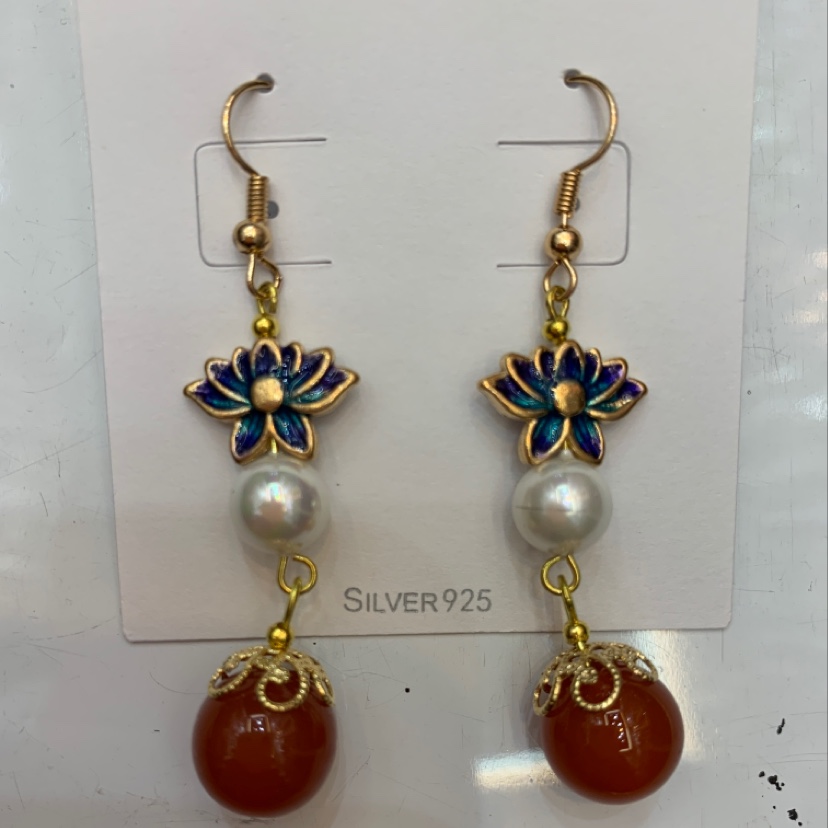 Ancient-style elegant agate cloisonne earrings for women, hollow design, fashionable jewelry, crystal zircon inlaid