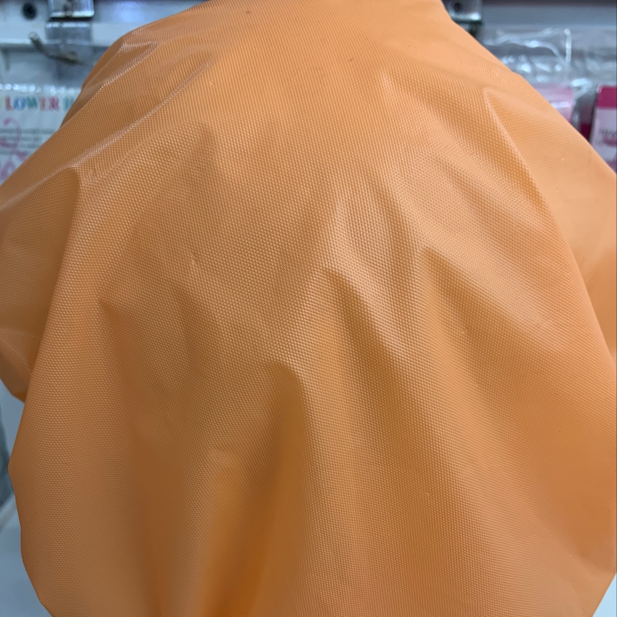 Embossed shower cap Specification image
