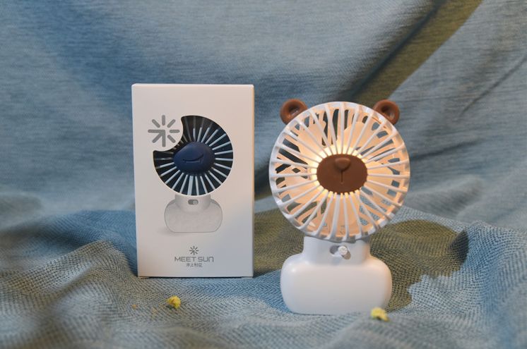 Mini Fan - Little Devil usb Charging Mini Fan Desktop Cartoon Three-speed Strong Wind Portable Desktop detail image 8