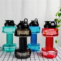 塑料哑铃水壶户外运动水杯便携式水桶