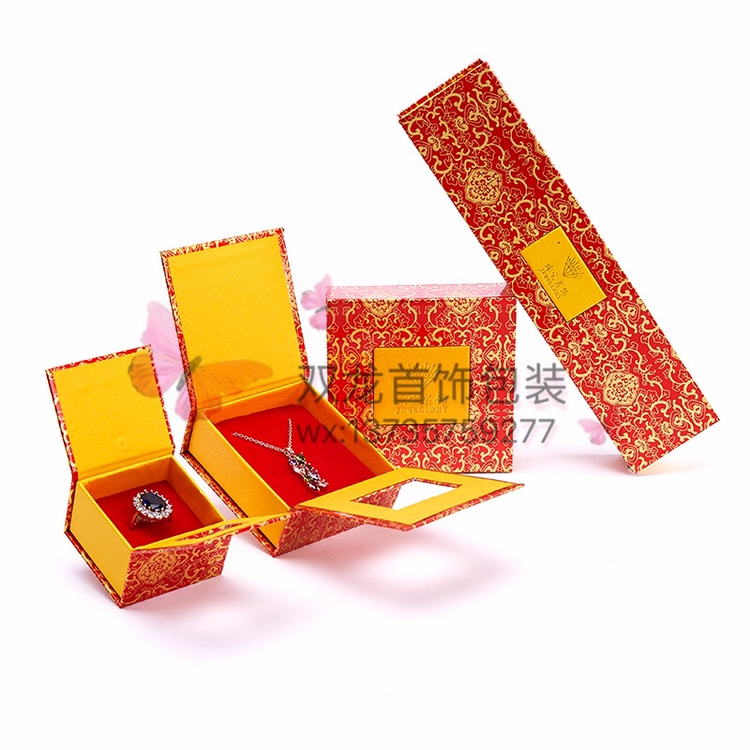 قلادة ذهبية Specification image