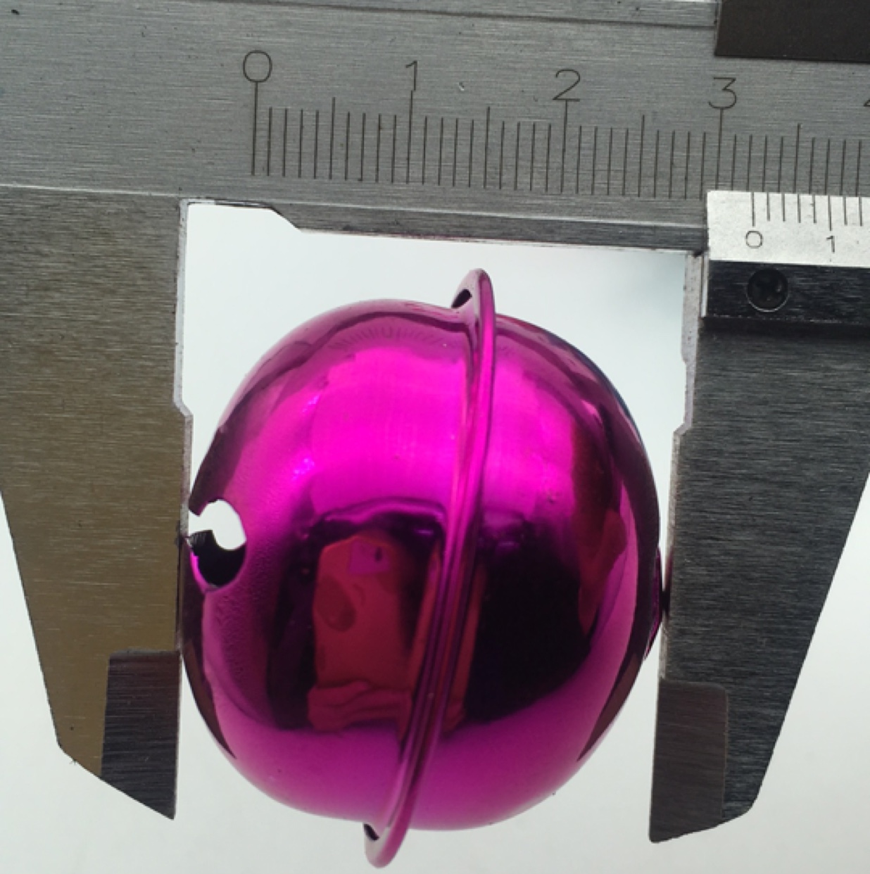 Iron Bell Vacuum Coating, Christmas Tree Accessories, Arts And Crafts Accessories, Pet Accessories Application Scenario