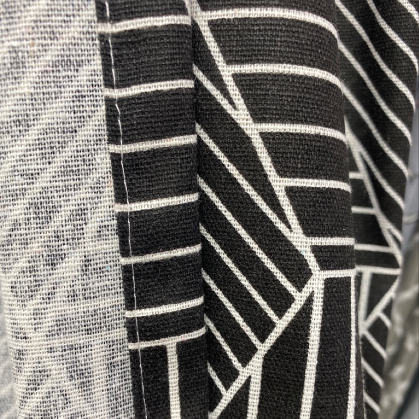 欧洲风几何系列黑色六边形棉麻印花落地窗帘产品图