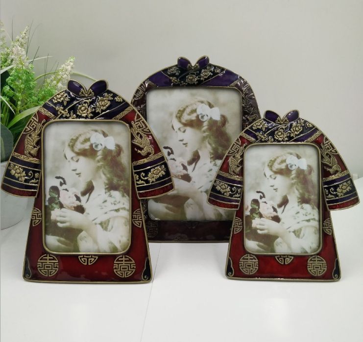 إطارات الصور الكلاسيكية ذات اللون القديم، الإمبراطور detail image 1