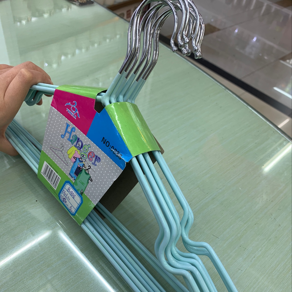 B0856塑胶衣架产品图