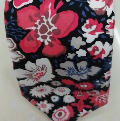 Printed tie.