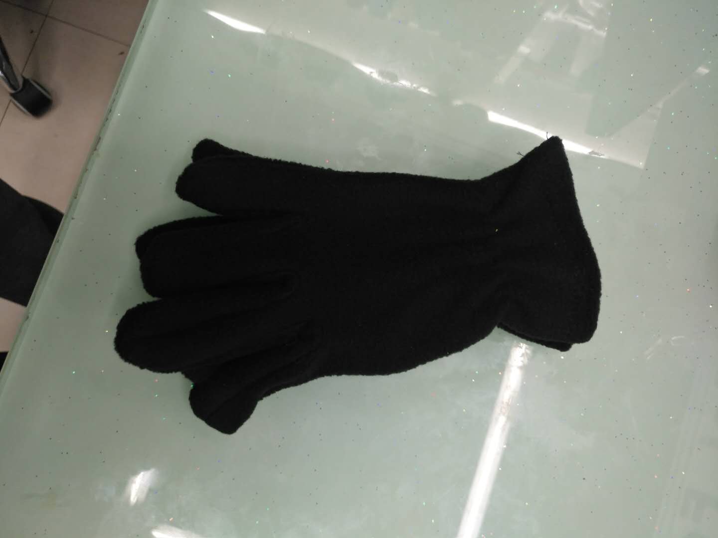 C Hat and gloves multi-color 677