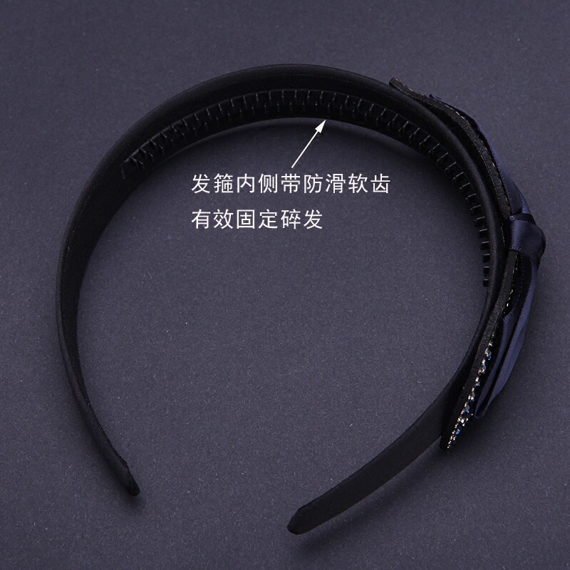 South Korea Bow With Teeth Pressure Hair Adult Headband Wide Border Slippery Korean Version Rhine-Diamond Hairpin Elegant Headband Hair Accessories Female Application Scenario