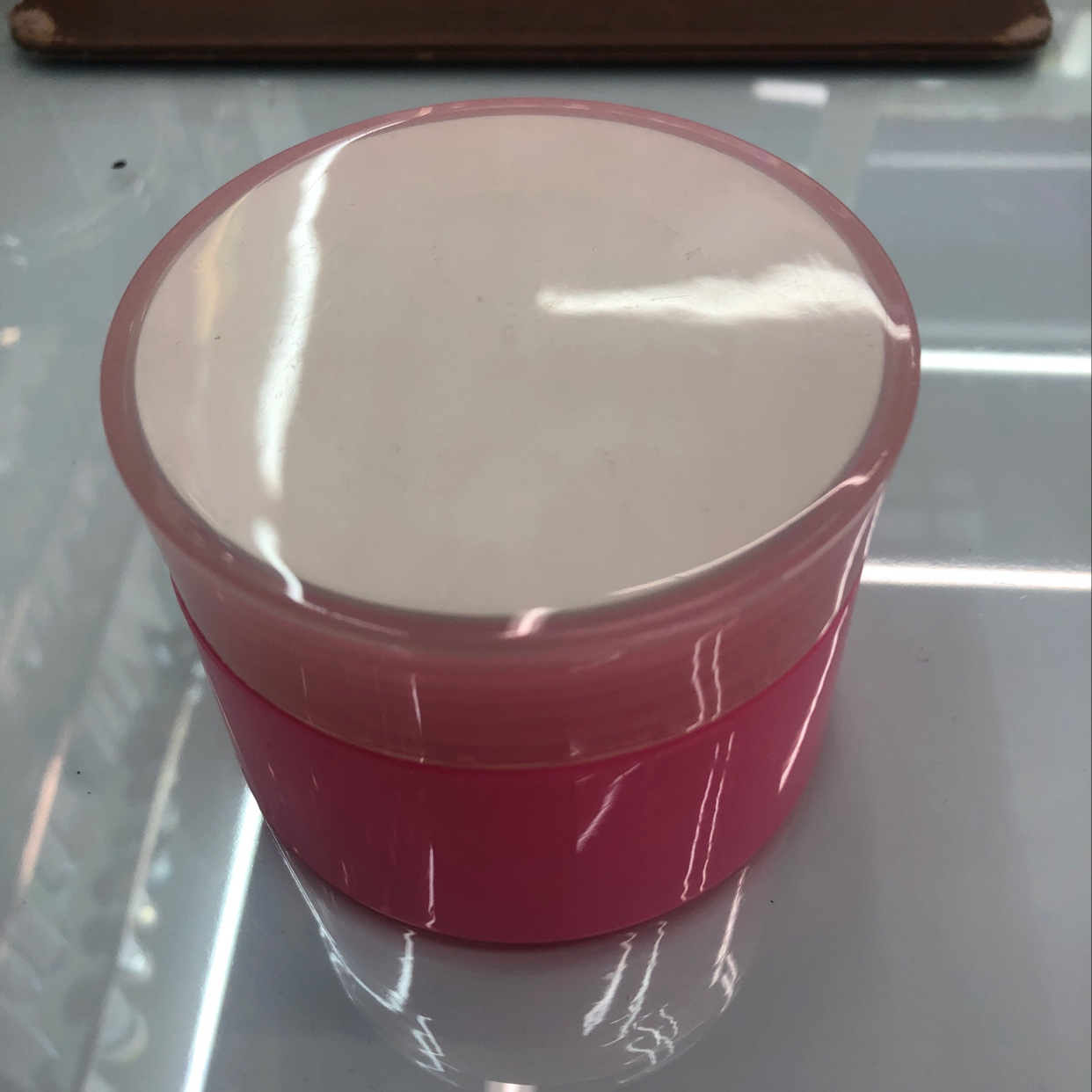 Pink cream bottle thumbnail