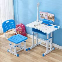 学生课桌椅儿童桌椅套装塑料家用学习桌学校机构培训辅导补习班桌