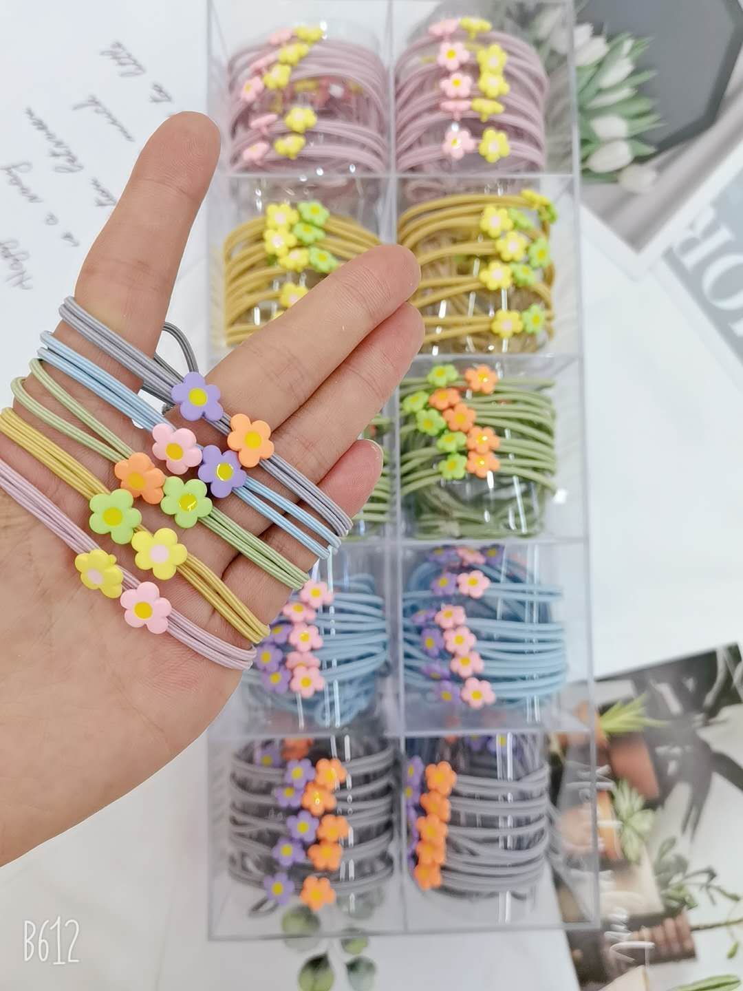 Floret alloy rubber band thumbnail