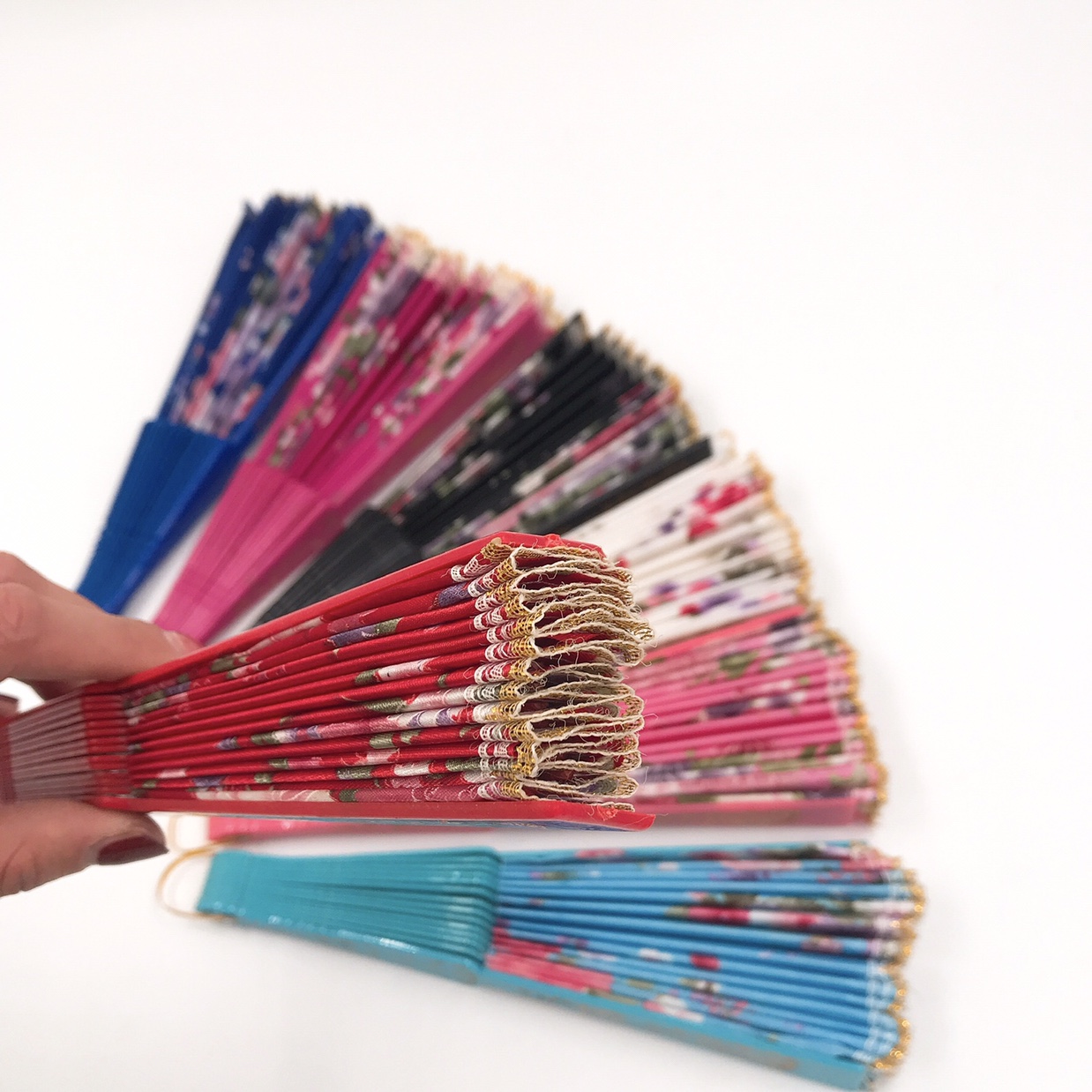 国潮精品扇 工艺品扇 舞蹈扇 金丝花边扇 地摊经济详情图6