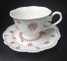180Cc Ceramic Bone China Cup And Saucer Monsoon Series Full Of Flowers
