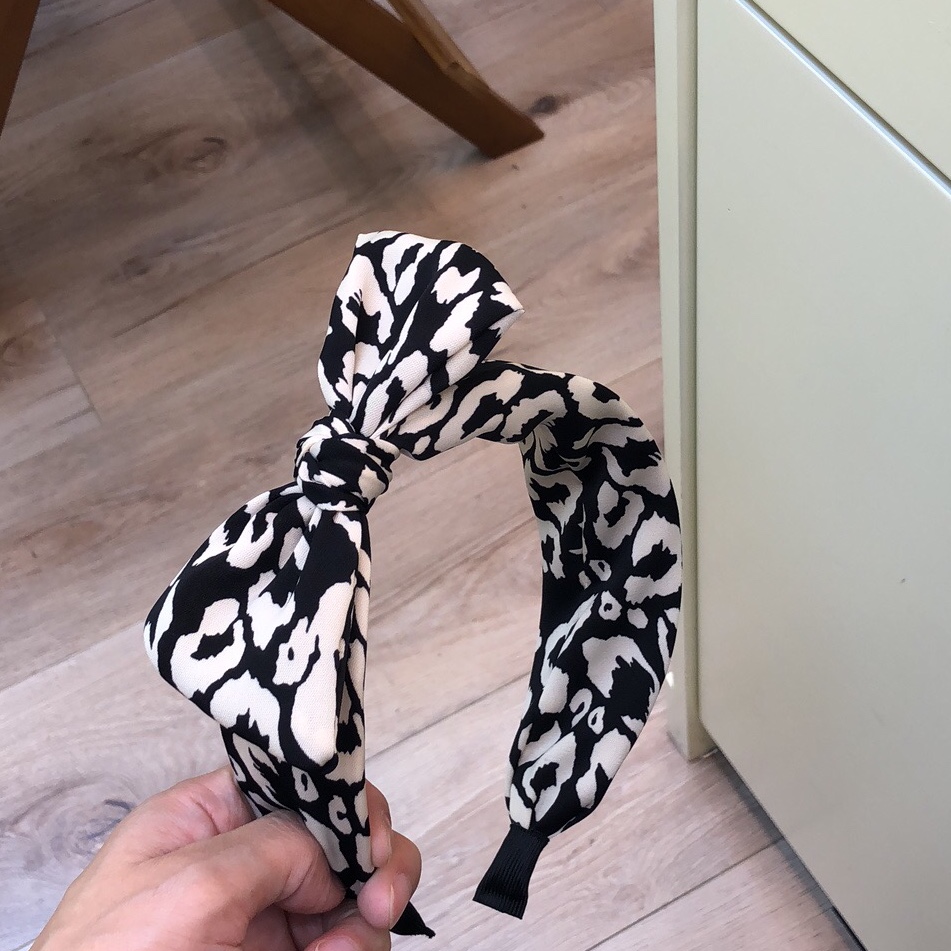 Leopard print bevels