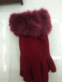 C Hat and gloves multi-color 256