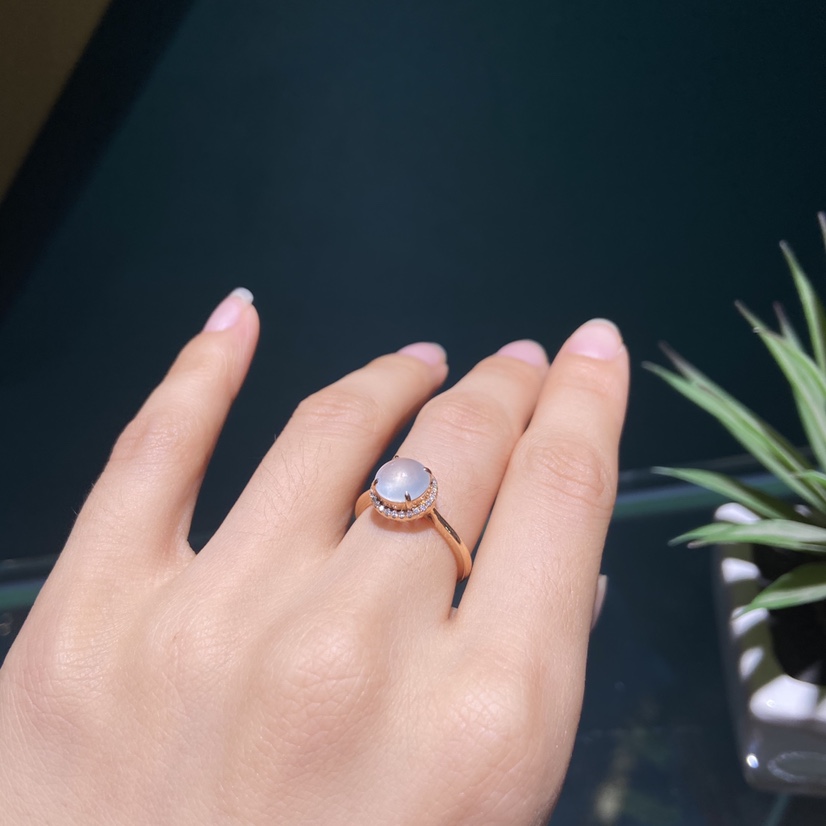 18K gold inlaid natural jade diamond ring egg face ice jade