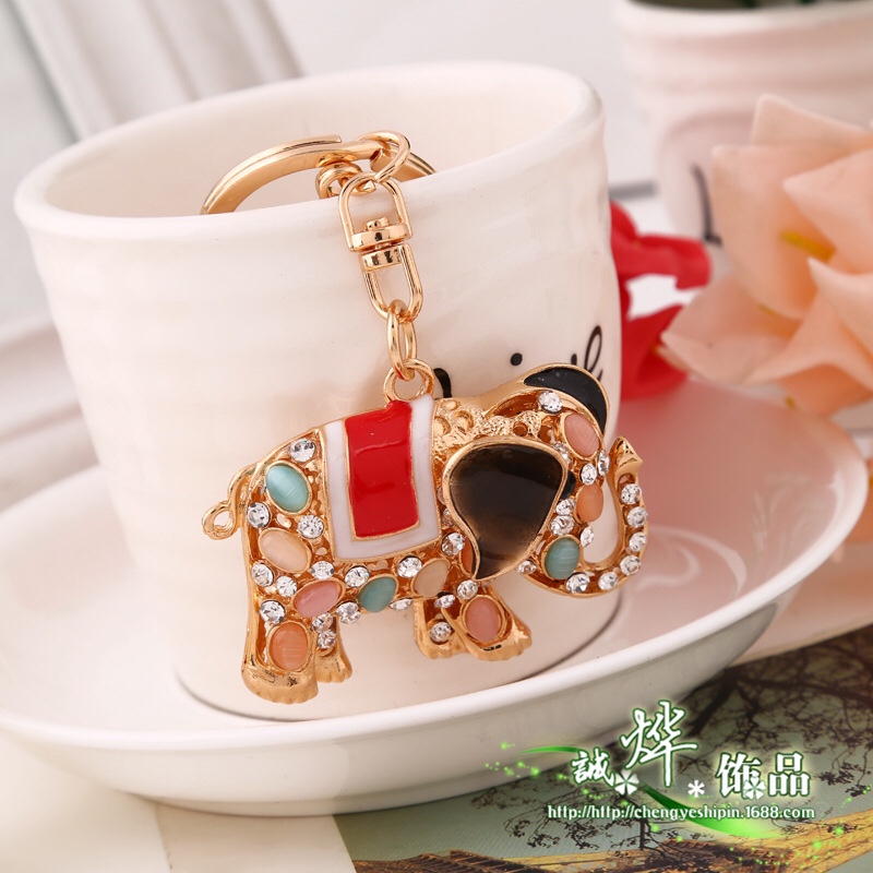 Korean version zinc alloy elephant keychain details Picture