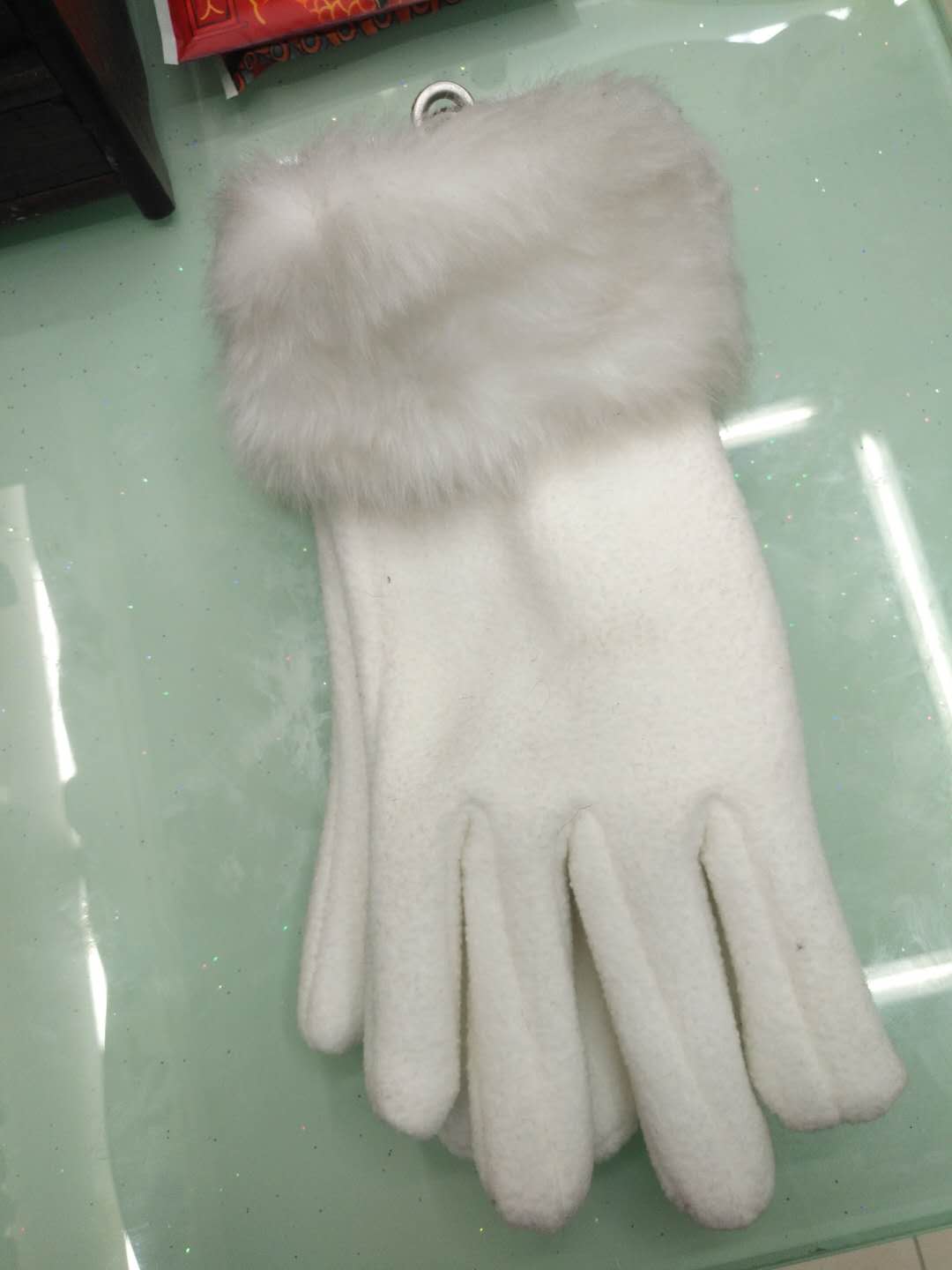 C Hat and gloves multi-color 682