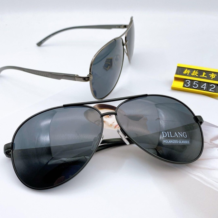 New men's Dilang polarized lens AC enhanced lens driving sunglasses Application Scenario