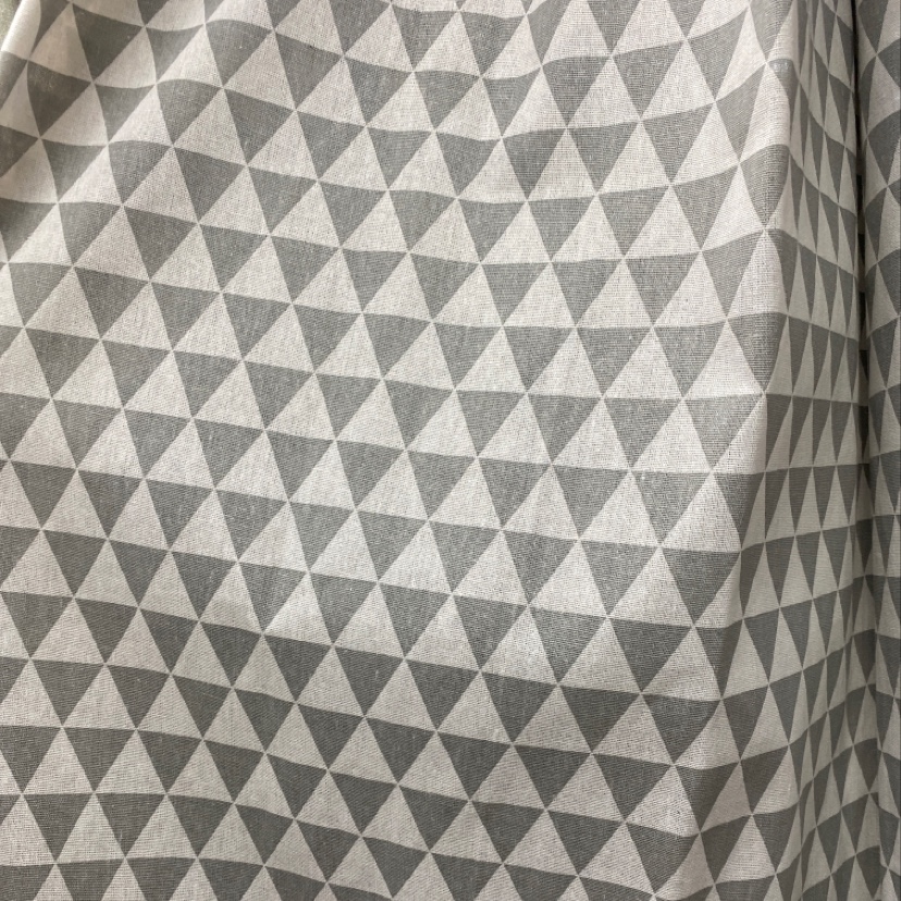 欧洲风几何系列灰色三角棉麻印花窗帘详情图1