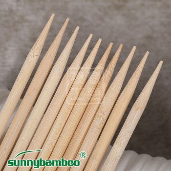 Single-pointed bamboo skewers, bamboo and wood household goods and handicrafts merchants. Welcome to consult. Bamboo skewers, barbecue skewers, grilled meat skewers, fried skewers, cotton candy skewers, sugar-coated haws skewers, lamb skewers skewers details Picture